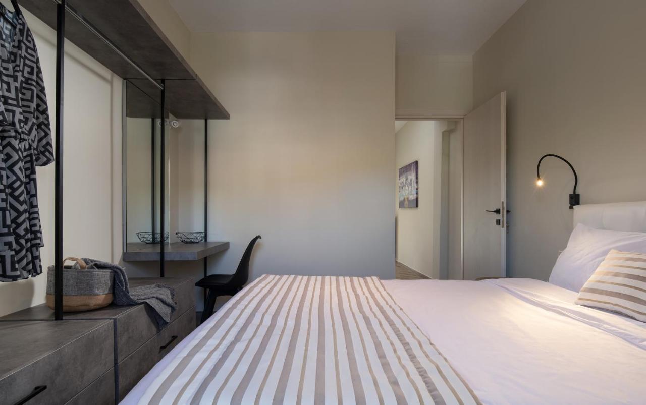 Olenia Luxury Apartments 3 Neos Marmaras Exterior photo